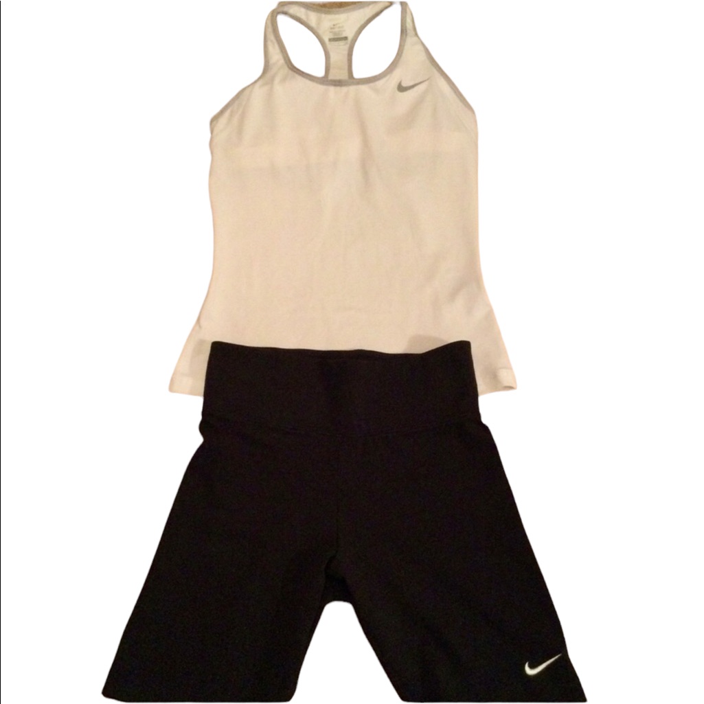 Nike Set.